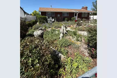 2322 W Surrey Rd, Taylorsville, UT 84129 - Photo 4