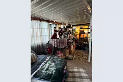 2322 W Surrey Rd, Taylorsville, UT 84129 - Photo 38