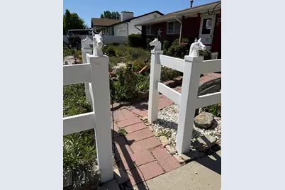 2322 W Surrey Rd, Taylorsville, UT 84129 - Photo 2