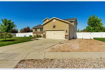2303 N 300 W, Harrisville, UT 84414 - Photo 4