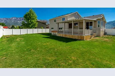 2303 N 300 W, Harrisville, UT 84414 - Photo 32