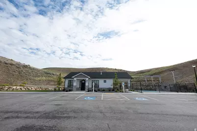 4434 N La Ringhierra Dr E, Lehi, UT 84048 - Photo 94