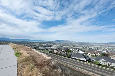 4434 N La Ringhierra Dr E, Lehi, UT 84048 - Photo 100