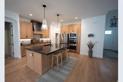 4434 N La Ringhierra Dr E, Lehi, UT 84048 - Photo 36