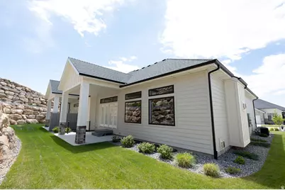 4434 N La Ringhierra Dr E, Lehi, UT 84048 - Photo 8
