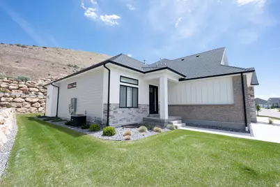 4434 N La Ringhierra Dr E, Lehi, UT 84048 - Photo 4