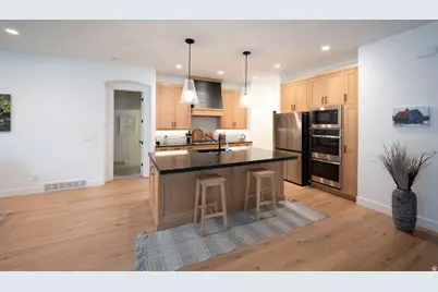 4434 N La Ringhierra Dr E, Lehi, UT 84048 - Photo 26