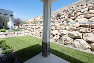 4434 N La Ringhierra Dr E, Lehi, UT 84048 - Photo 10