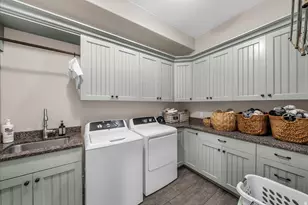 2443 E 2450 S, Saint George, UT 84790 - Photo 10