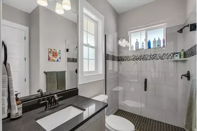 2443 E 2450 S, Saint George, UT 84790 - Photo 8