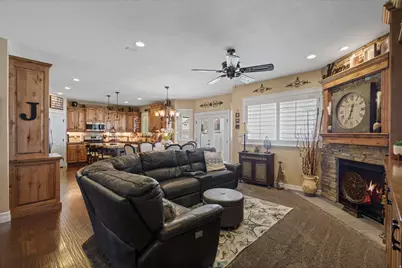 7459 S 1075 E, South Weber, UT 84405 - Photo 8