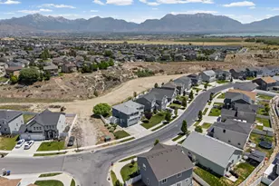 4693 E Silver Ridge Rd, Eagle Mountain, UT 84005 - Photo 40