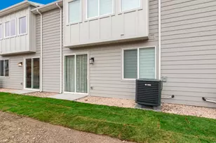 537 N Blue St, Garden City, UT 84028 - Photo 4