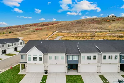 537 N Blue St, Garden City, UT 84028 - Photo 12