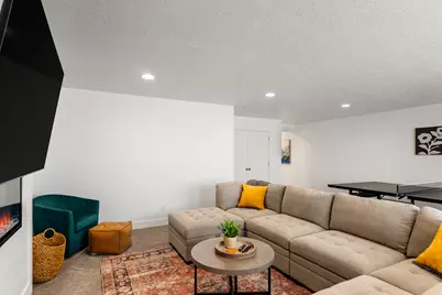 537 N Blue St, Garden City, UT 84028 - Photo 28