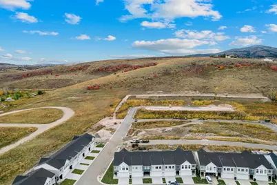 537 N Blue St, Garden City, UT 84028 - Photo 6