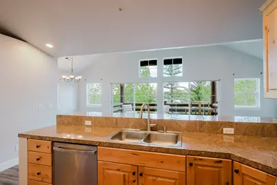 5135 Cove Dr #204, Park City, UT 84098 - Photo 12