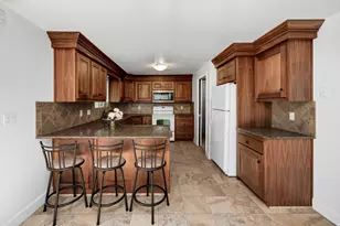 66 S 100 E, Hyrum, UT 84319 - Photo 8