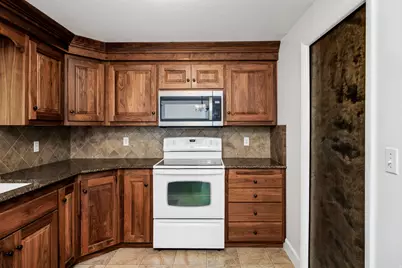 66 S 100 E, Hyrum, UT 84319 - Photo 6