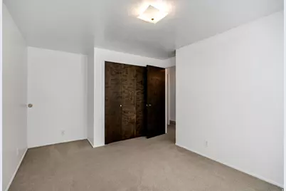 66 S 100 E, Hyrum, UT 84319 - Photo 12