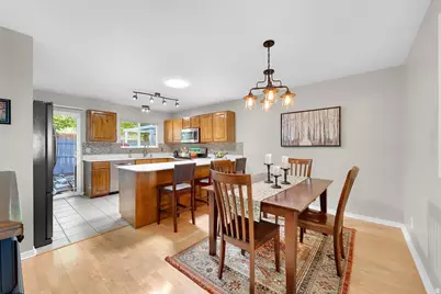 3294 E Bengal Blvd, Cottonwood Heights, UT 84121 - Photo 6