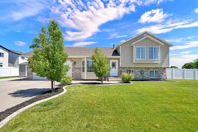 4844 S Midland Dr W, Roy, UT 84067 - Photo 1