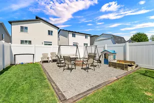 4844 S Midland Dr W, Roy, UT 84067 - Photo 26