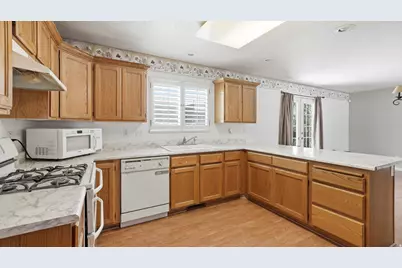 148 N 300 E, Pleasant Grove, UT 84062 - Photo 10