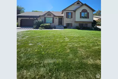 10248 S Buttercup Dr E, Sandy, UT 84092 - Photo 2