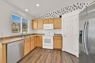 4732 W Liberation Dr, Herriman, UT 84096 - Photo 6