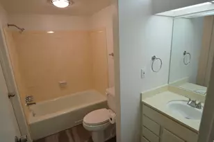 1557 E Waterbury Dr, Murray, UT 84121 - Photo 16
