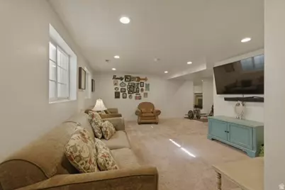 4615 S Balsam Ave W, Taylorsville, UT 84123 - Photo 32