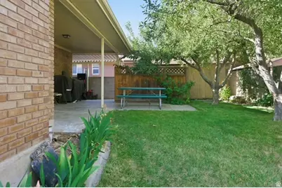 4615 S Balsam Ave W, Taylorsville, UT 84123 - Photo 8