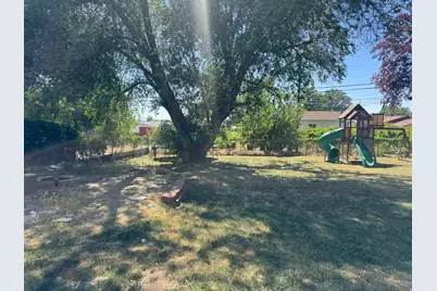 6021 S 2100 W, Roy, UT 84067 - Photo 6