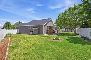 832 E Cedarview Cir N, Tooele, UT 84074 - Photo 54