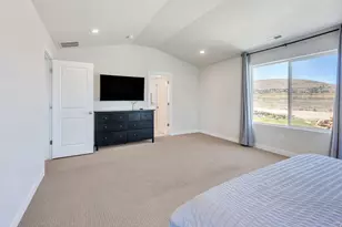 7102 W Kelsey Peak Ln, West Jordan, UT 84081 - Photo 22