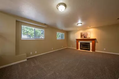 1062 E 5050 S, South Ogden, UT 84403 - Photo 8