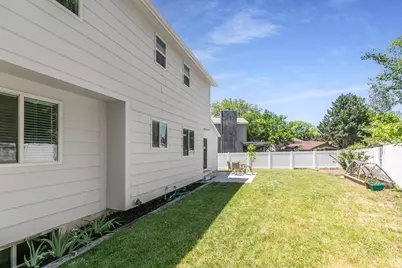 7931 S Norwood Rd, Cottonwood Heights, UT 84121 - Photo 34