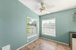 296 E Vagabond Ave, Murray, UT 84107 - Photo 14