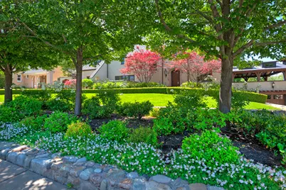 1270 E Yale Ave S, Salt Lake City, UT 84105 - Photo 4