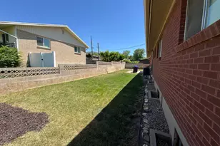 1611 S 75 E, Bountiful, UT 84010 - Photo 6