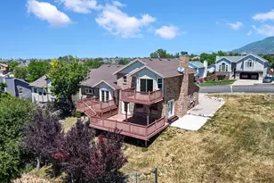 2190 E 3000 N, Layton, UT 84040 - Photo 48