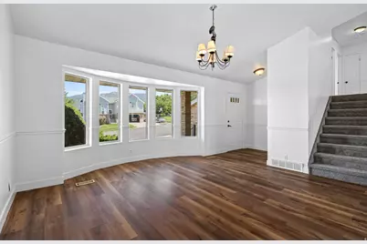 2190 E 3000 N, Layton, UT 84040 - Photo 6