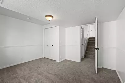 2190 E 3000 N, Layton, UT 84040 - Photo 30