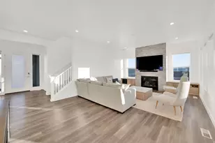 1722 W Oakridge Circle, Lehi, UT 84043 - Photo 10