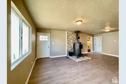 255 W Main St, Mount Pleasant, UT 84647 - Photo 12