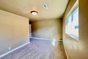 255 W Main St, Mount Pleasant, UT 84647 - Photo 22