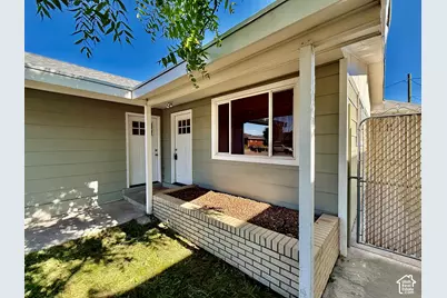 255 W Main St, Mount Pleasant, UT 84647 - Photo 2