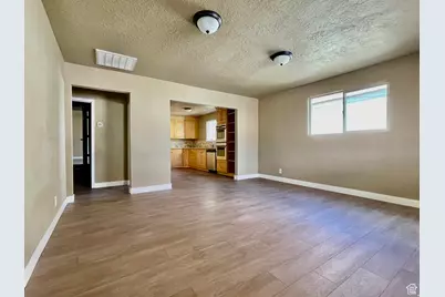 255 W Main St, Mount Pleasant, UT 84647 - Photo 10