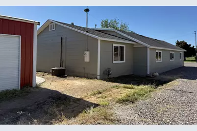 255 W Main St, Mount Pleasant, UT 84647 - Photo 32